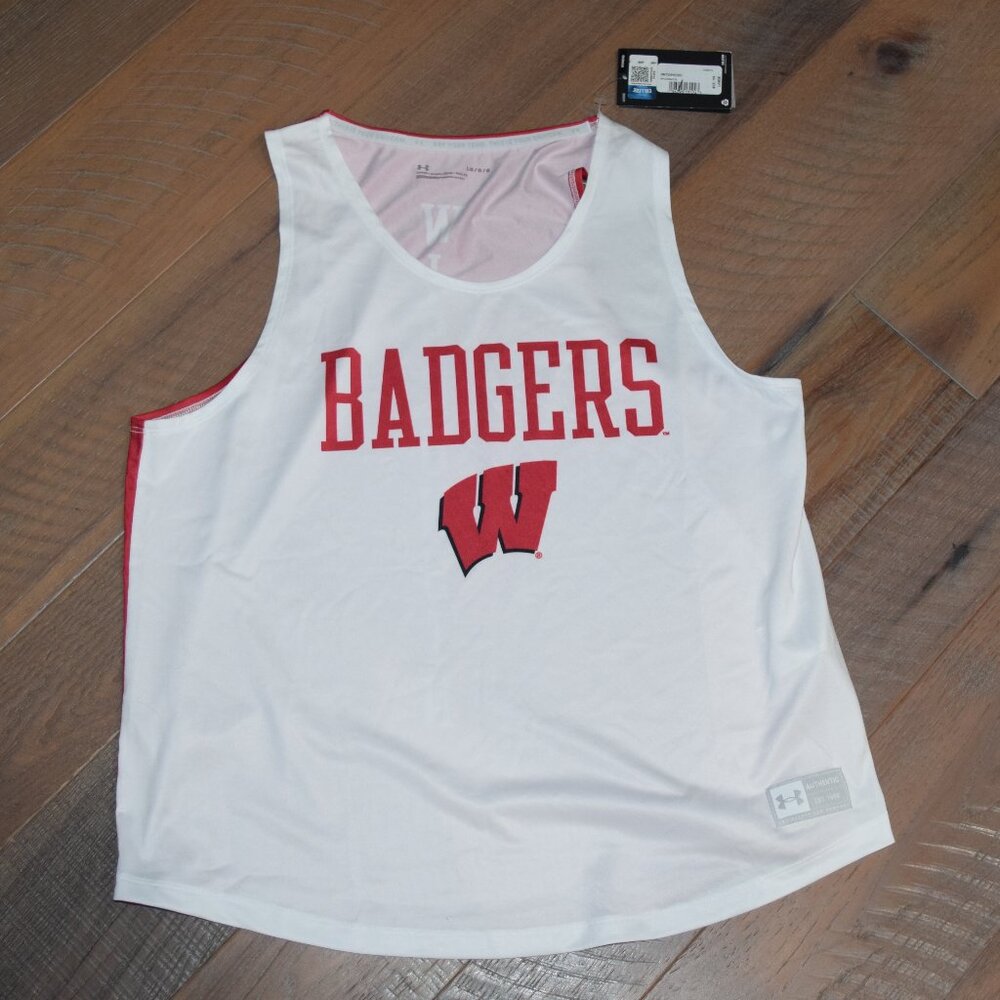 NWT Under Armour Wisconsin Badgers Gameday Collection Tank Top Spell Out Tee $33